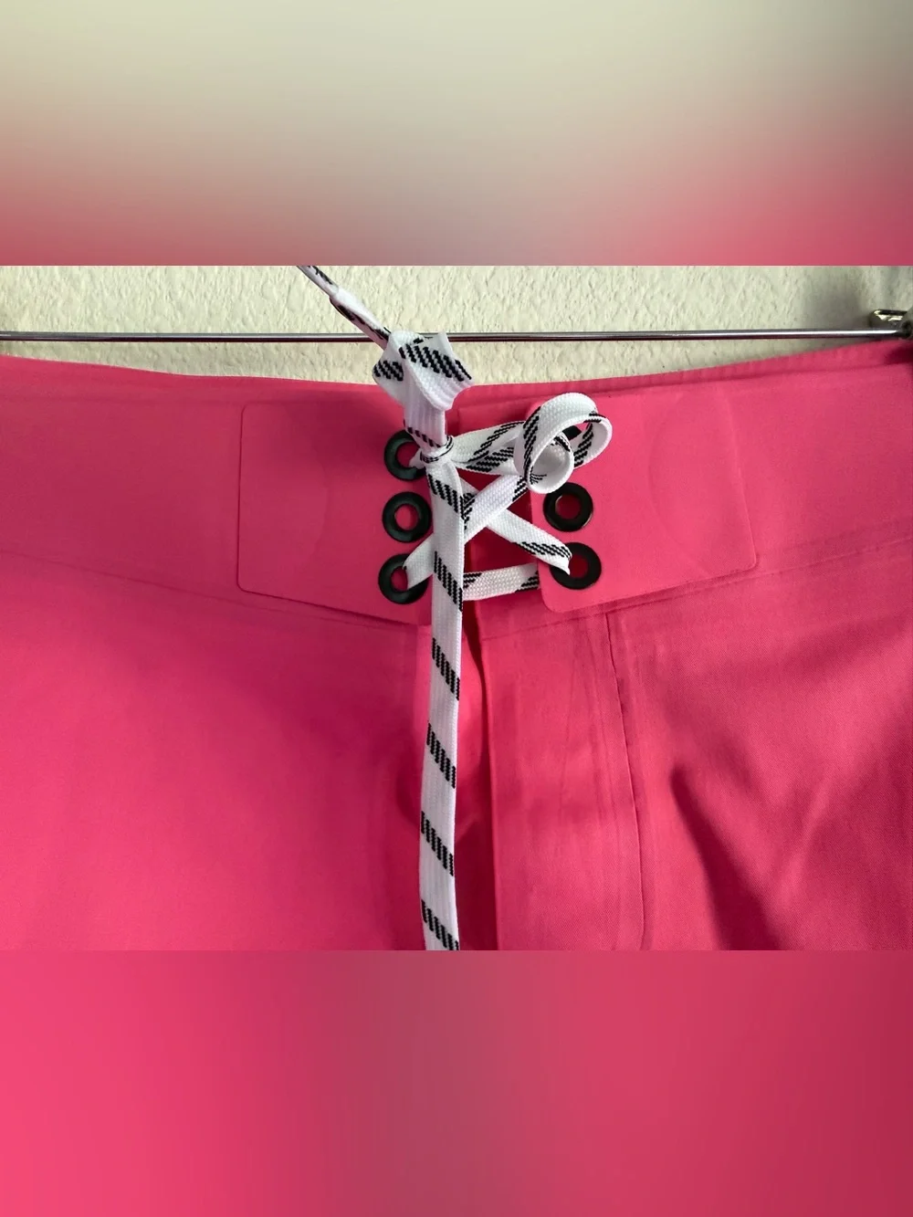Lululemon Men's Wave Board Shorts Swim Trunks Size 36 NWOT Neon Pink